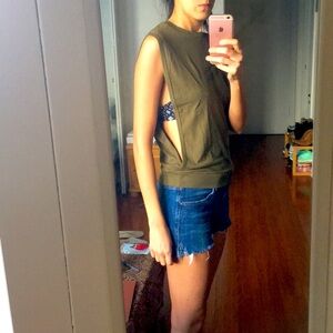 NWT BDG top w/ open sides